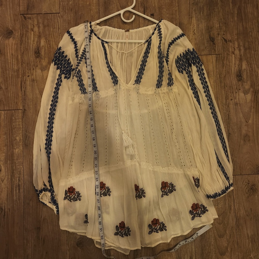 Free People Embroidered Boho Mini Dress Ivory Blue White Tassel Eyelet Small - Picture 11 of 12
